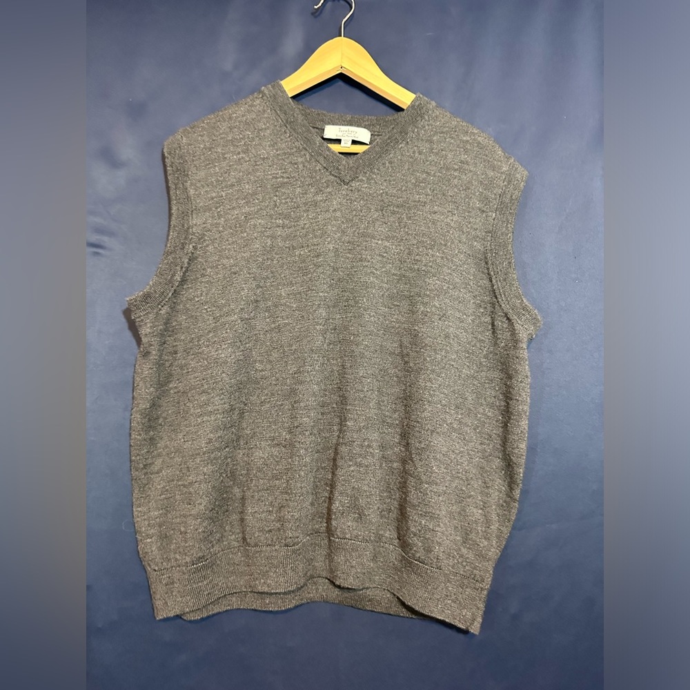 Turnbury Men's Size XL Charcoal Extra Fine Merino Wool Vest